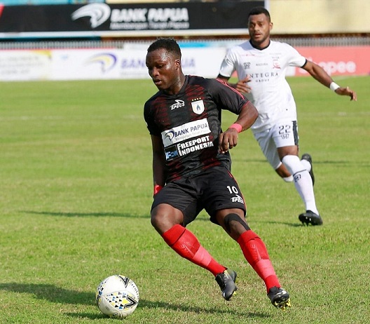 Conteh enjoying life at Persipura Jayapura under new boss