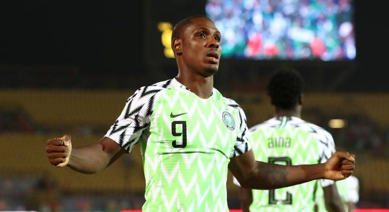 Nigerian striker Ighalo extends Manchester United contract