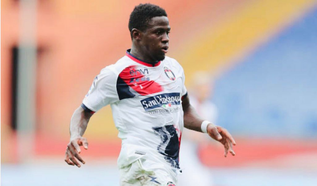 Augustus Kargbo makes Serie A debut as Genoa cruise to win