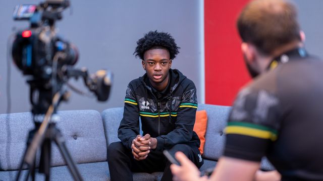 Abu Kamara pens first pro deal with English side Norwich City