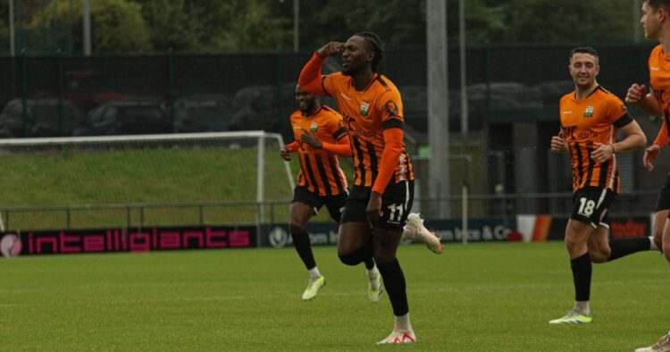 Idris Kanu on target for Barnet