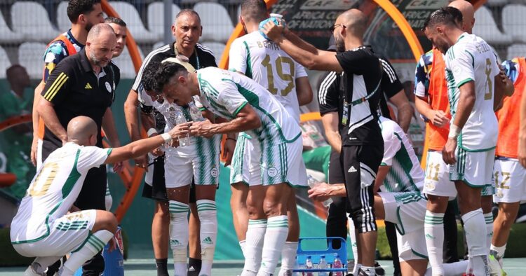 Baghdad Bounedjah rescues Algeria against Burkina Faso