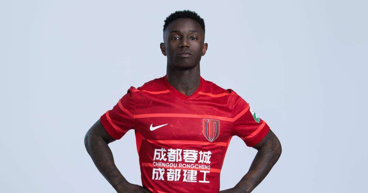 Chinese side Chengdu Rongcheng unveil Sierra Leone winger Issa Kallon