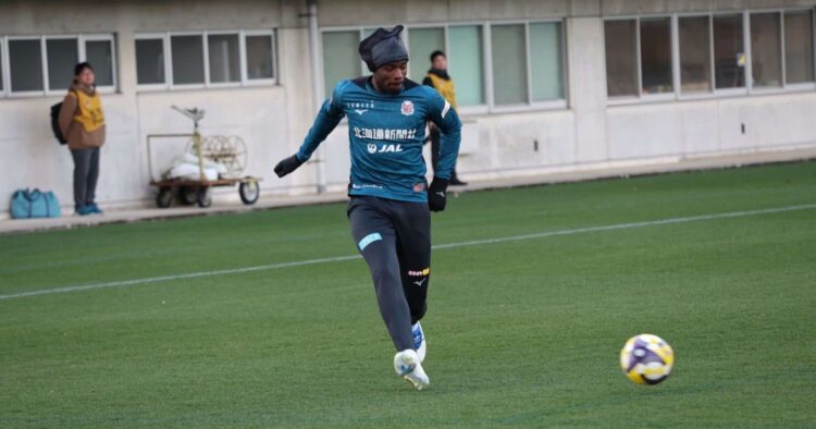 Striker Amadou Bakayoko looking forward to new J League 2 campaign