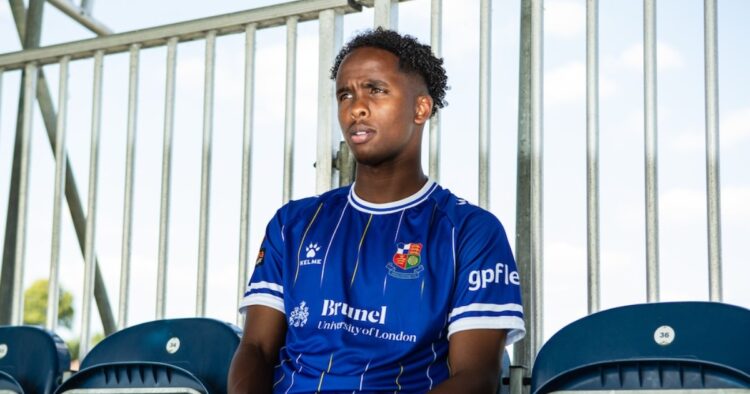 Somalia's Sak Hassan joins Wealdstone FC