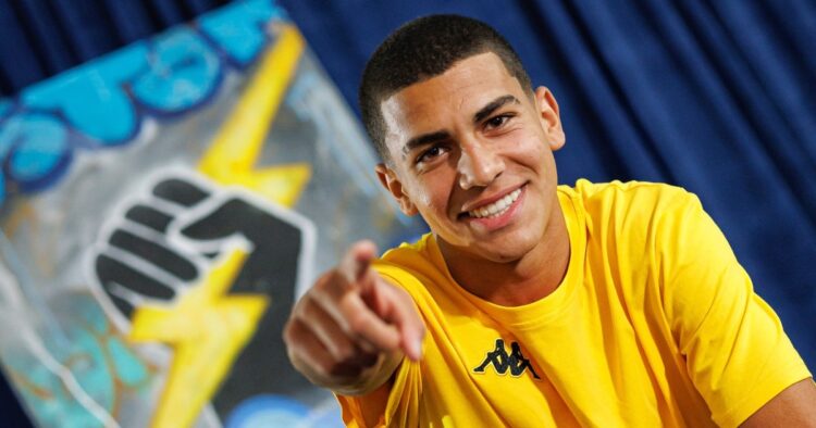 Egyptian winger Frank Aziz pens deal with Portuguese side