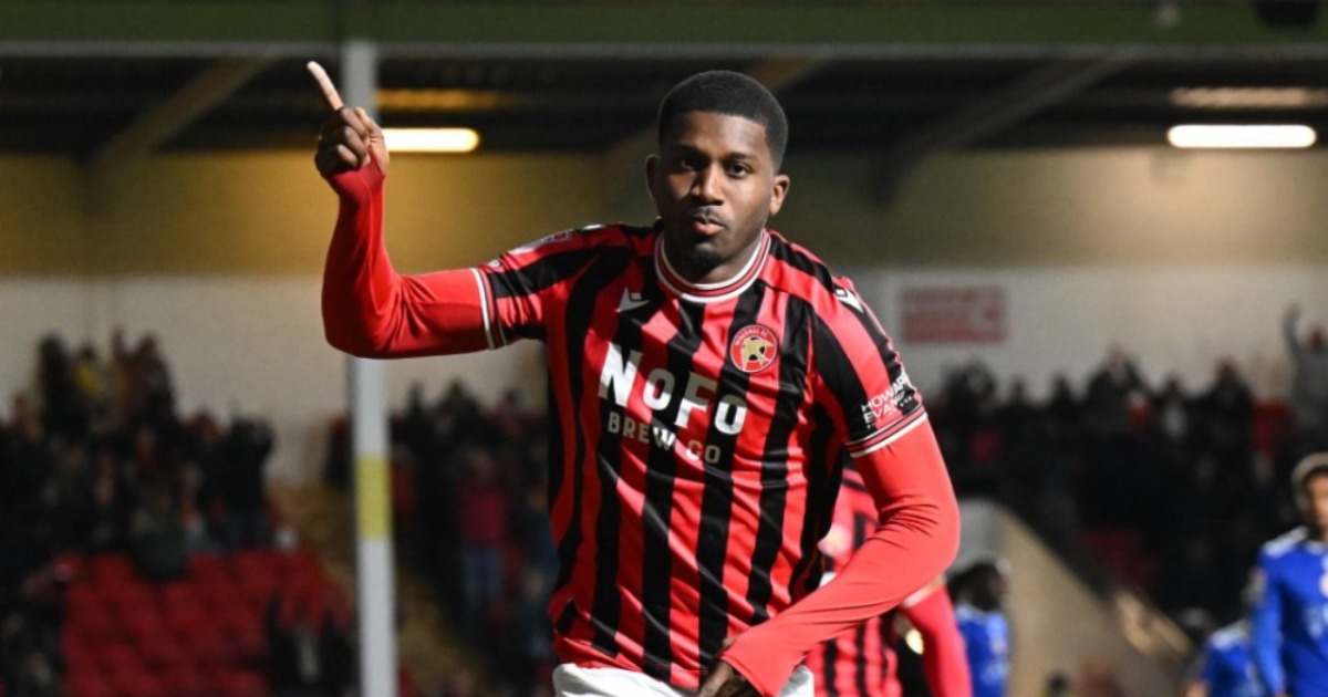 Striker Daniel Kanu takes his Walsall tally to seven in League Two