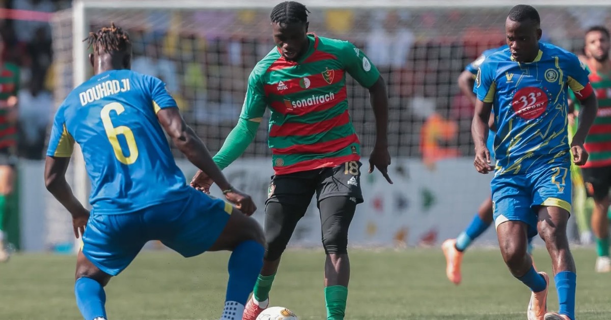 St Éloi Lupopo overcomes MC Alger with a stoppage-time penalty
