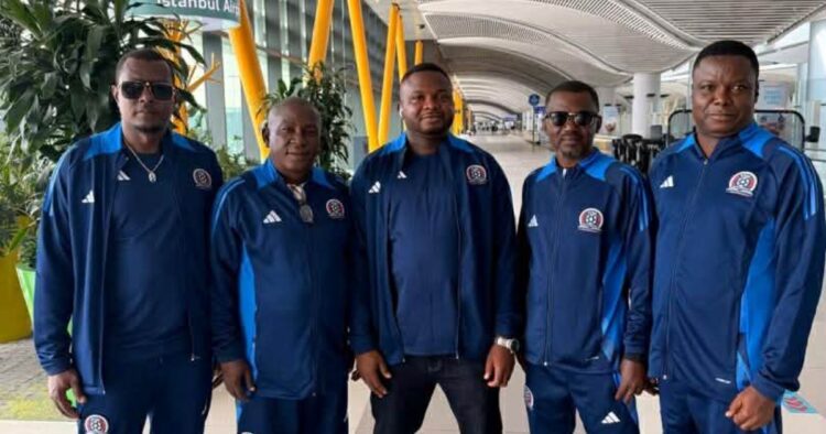 Representatives from Star Sport arrived in Turkey to finalize a Beşiktaş agreement
