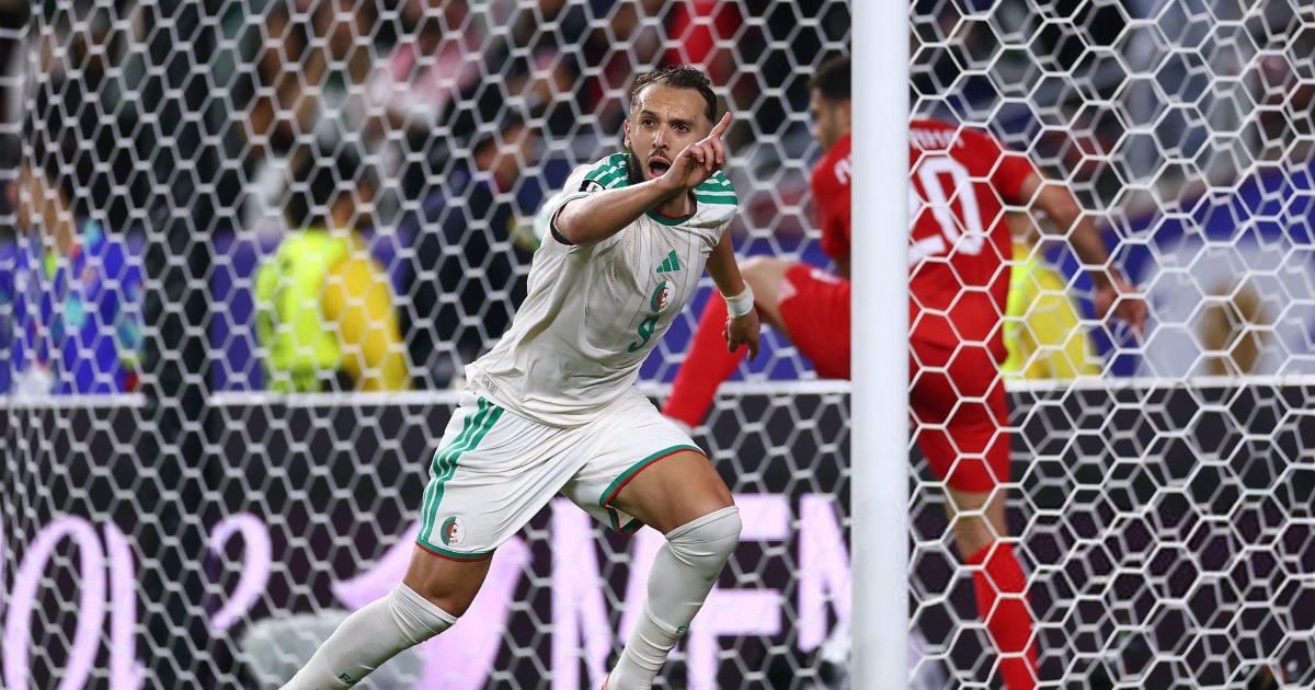 Algeria revive hopes of reaching the World Cup knockout stage