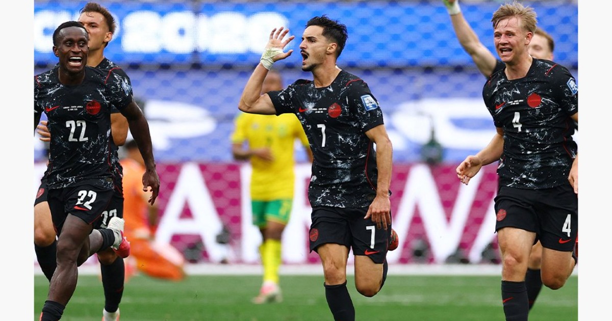 Canada book World Cup last-16 spot with last-gasp winner over South Africa in Los Angeles